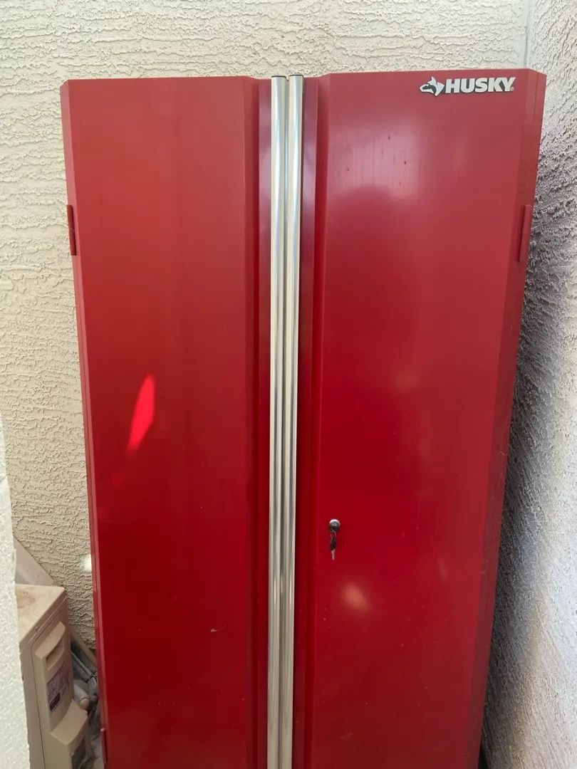  01 Husky Steel Storage Cabinet
