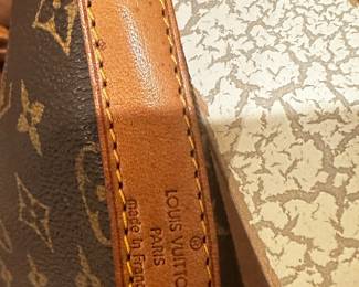 	#099	RA	Faux, Louis Vuitton monogram Drouot&nbsp;&nbsp;Crossbody bag. Waxed canvas as is trim and hardware shown 	 $ 25.00 		