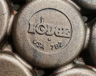 	#111	RA	Lodge 7B2 cast iron biscuit/muffin pan. 7 count, 13”.	 $ 25.00 		