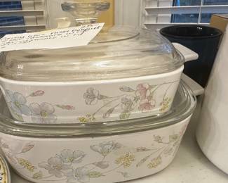 	#091	RA	"Corning ware pastel bouquet casseroles 4 pcs 2 L casserole with lid - 1 L casserole with lid (as is lid)"	 $ 25.00 		