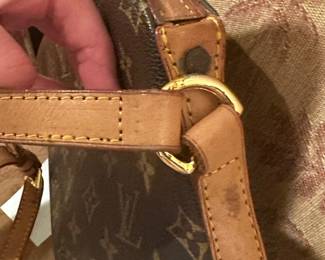 	#099	RA	Faux, Louis Vuitton monogram Drouot&nbsp;&nbsp;Crossbody bag. Waxed canvas as is trim and hardware shown 	 $ 25.00 		
