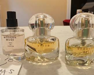 	#101	RA	Three Estée Lauder mini/travel perfume sprays 0.14 ounces each -- Beautiful Belle x 2 -- Modern Muse	 $ 18.00 		