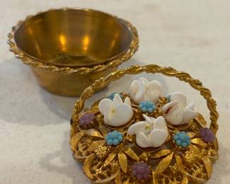 	#69	KW	MCM Goldtoned Florenza Signed D. Kasoffs Trinket Vanity Basket w/lid *FIRM*	 $ 48.00 		