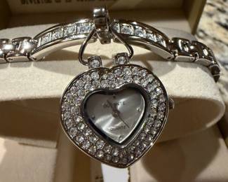 	#54		Dufonte by Lucien Piccard Women's "Follow Your Heart" Watch ( as is) - w/box	 $ 28.00 		