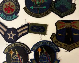 	#106	RA	8 Vintage USAF patches	 $ 25.00 		