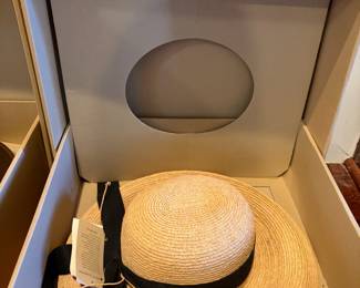 	#83	KW	NEW, unworn Vintage Helen Kaminski Australi Staw Hat - "Newport Wide Brim" Medium w/box 100% Raffia *FIRM*	 $ 125.00 		