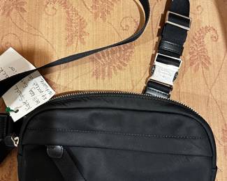 	#098	RA	Kate Spade black nylon belt bag exterior zip pocket gold hardware 	 $ 50.00 		