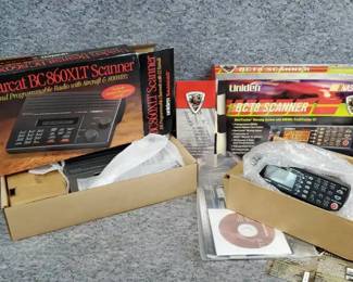 DW081 Bearcat and BearTracker PoliceHighway Patrol Scanners NIB