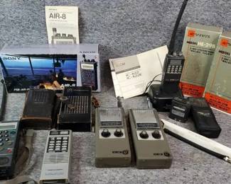 DW069 Vintage MultiBrand Radios Lot