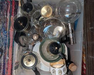 Coffee carafes and dinnerware