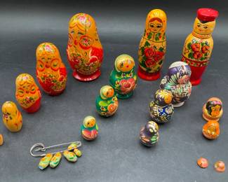 Russian Nesting Doll Sets & Collectibles