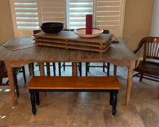 Harvest table. Has multiple leaves!  