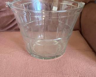 Glass bucket