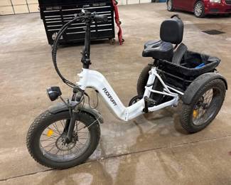 PuckPuppy Electric Tricycle