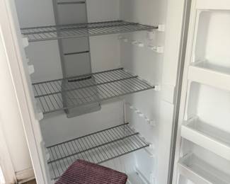 Upright freezer