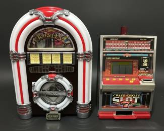 Crosley CR11 Jukebox Radio and Criss Cross Slot 7