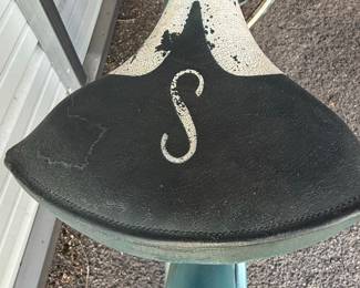 1950s Schwinn Hollywood Style Cruiser Bicycle