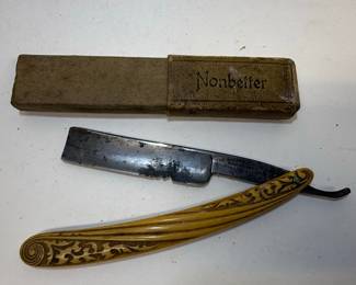 The Sharper Cutlery "The Warrant" Straight Razor with "Nonpariel" Case