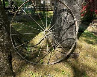 Vintage Metal Wagon Wheel