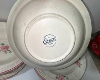Gibson Roseland Rose Pattern Dinnerware Set