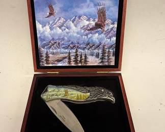 Eagle Scenic Folding Knife in Display Box
