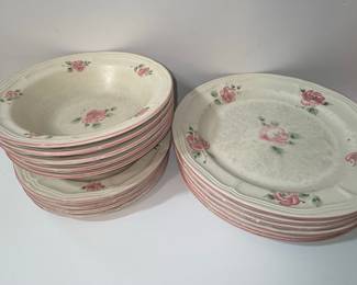 Gibson Roseland Rose Pattern Dinnerware Set