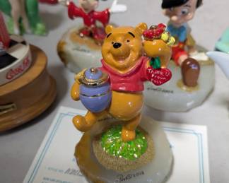 Ron Lee Disney Winnie the Pooh