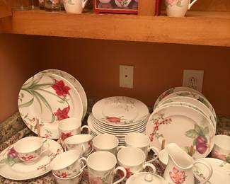 12 piece set of Lenox Winter Garden