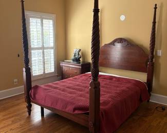 Ethan Allen four poster bed and Ethan Allen nightstand. There's also an Ethan Allen armoire that you will see in anotheor photo.
