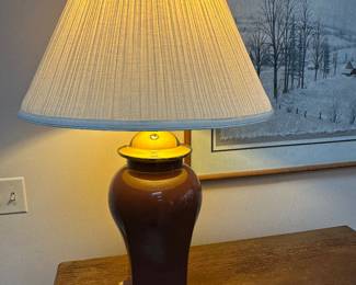 Antique burgundy ceramic tale lamp