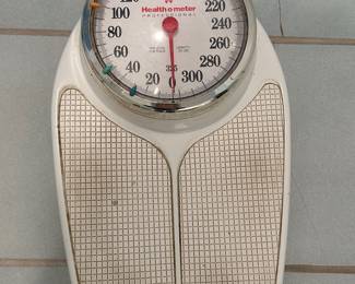 vintage Health-O-Meter scale