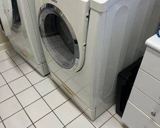 Bosch washer dryer pair