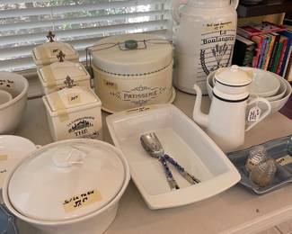 MISC. KITCHEN DECOR.