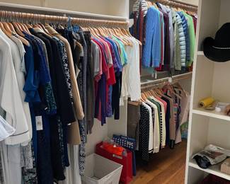 LADIES CLOTHES PETITE SIZE 4/12