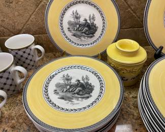 VILLEROY & BOCH FESTIVE MEMORIES 8 PC. SETTING