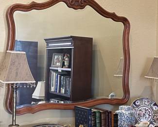LARGE FRENCH STYLE MIRROR TOP OF BUFFET VICTORIAN BOX AND DECORATE LEATHER BOOKS