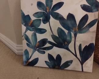 Blue flower print