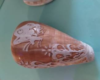 BButterfly hand carved seashè