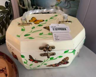 Vintage Butterfly Box Purse 