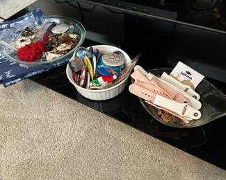 Apple Watch Bands, Pins 