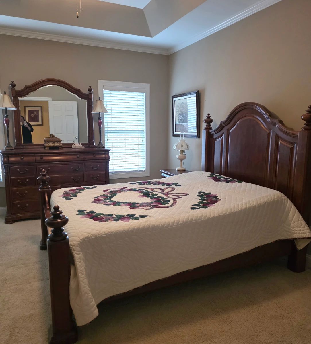 Orvis by Vaughan Queen Bedroom Suite