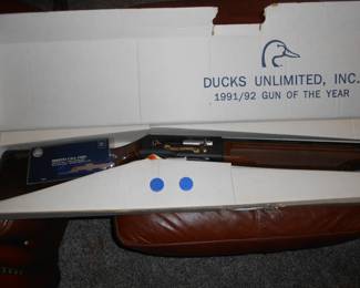 12 ga Beretta, Ducks Unlimited 91/92 Gun of the Year, in the box