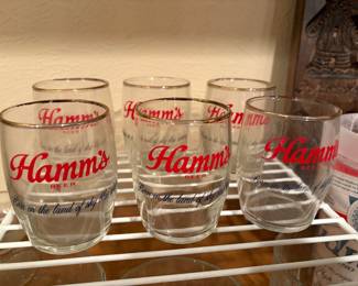 Six rare Hamm’s barrel glasses