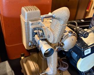 Vintage Revere Eight Model 85 8mm projector With Case