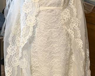 Beautiful vintage lace, wedding gown and veil