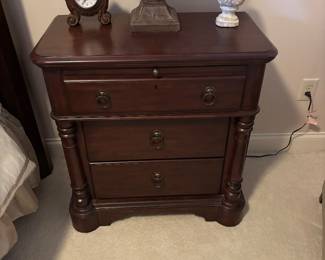 Pennsylvania House End Table