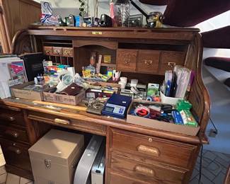 Beautiful Smith roll top desk 