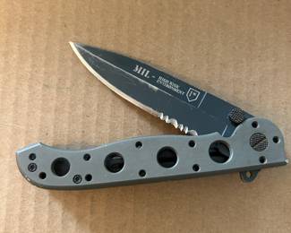 Tactical knife