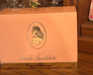 Vintage white shoulders perfume set
