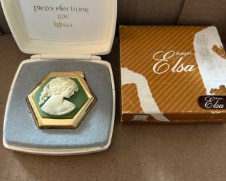 New in box royal Elsa cameo lighter